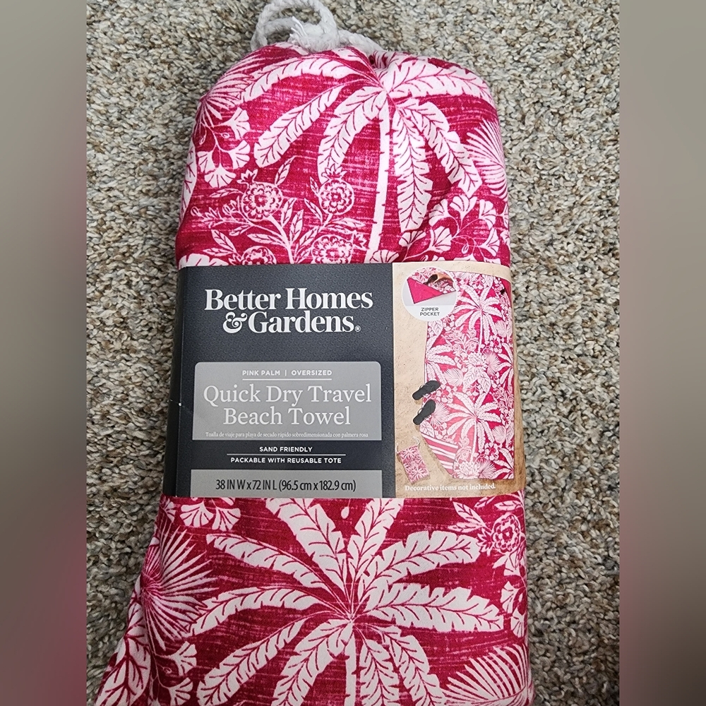 Better Homes And Gardens Pink and White Beach Towel